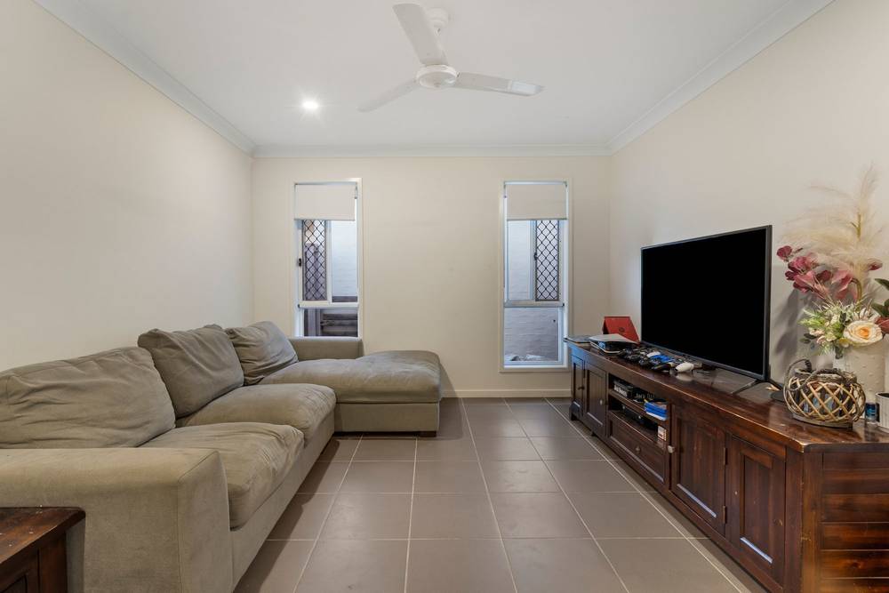 12 Meadows Circuit, BELLBIRD PARK, QLD 4300