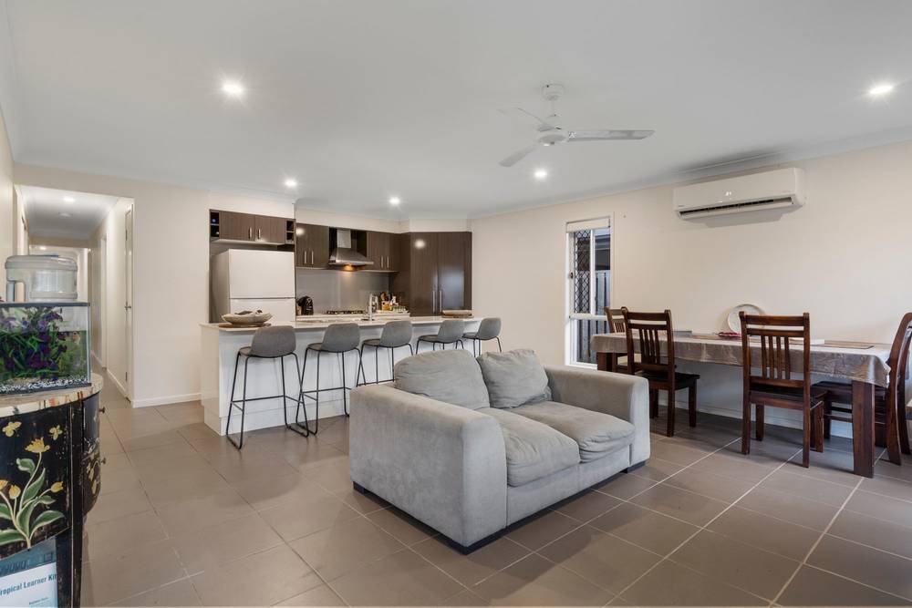 12 Meadows Circuit, BELLBIRD PARK, QLD 4300