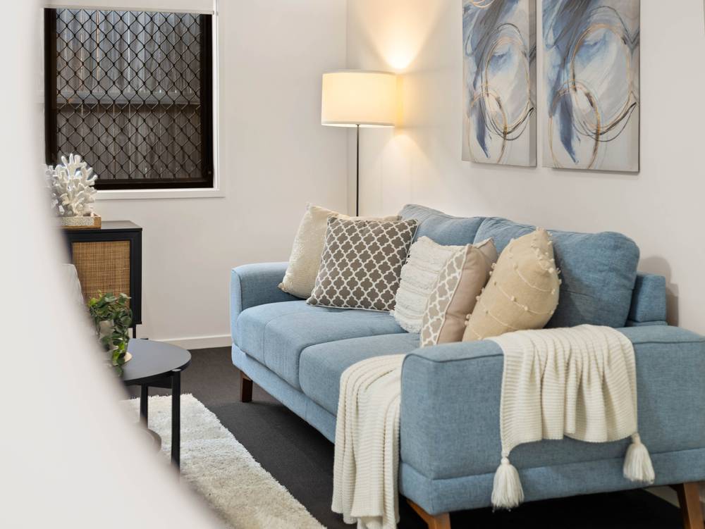 1 Hallvard Crescent, AUGUSTINE HEIGHTS, QLD 4300