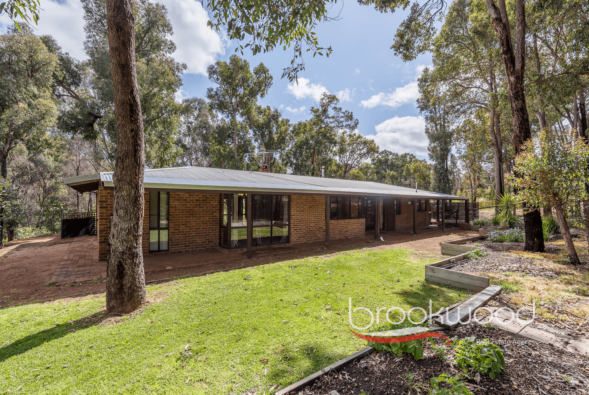 31 Gilfellon Road, Stoneville, WA 6081