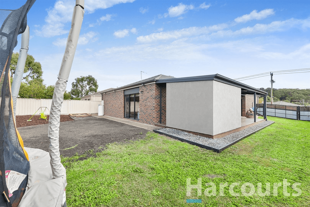 62 Water Street, Brown Hill, VIC 3350