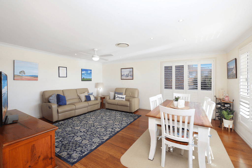 52 Cowarral Circuit, WAUCHOPE, NSW 2446