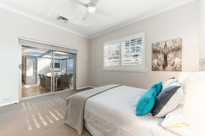 16 Browns Road, Gordon, NSW 2072