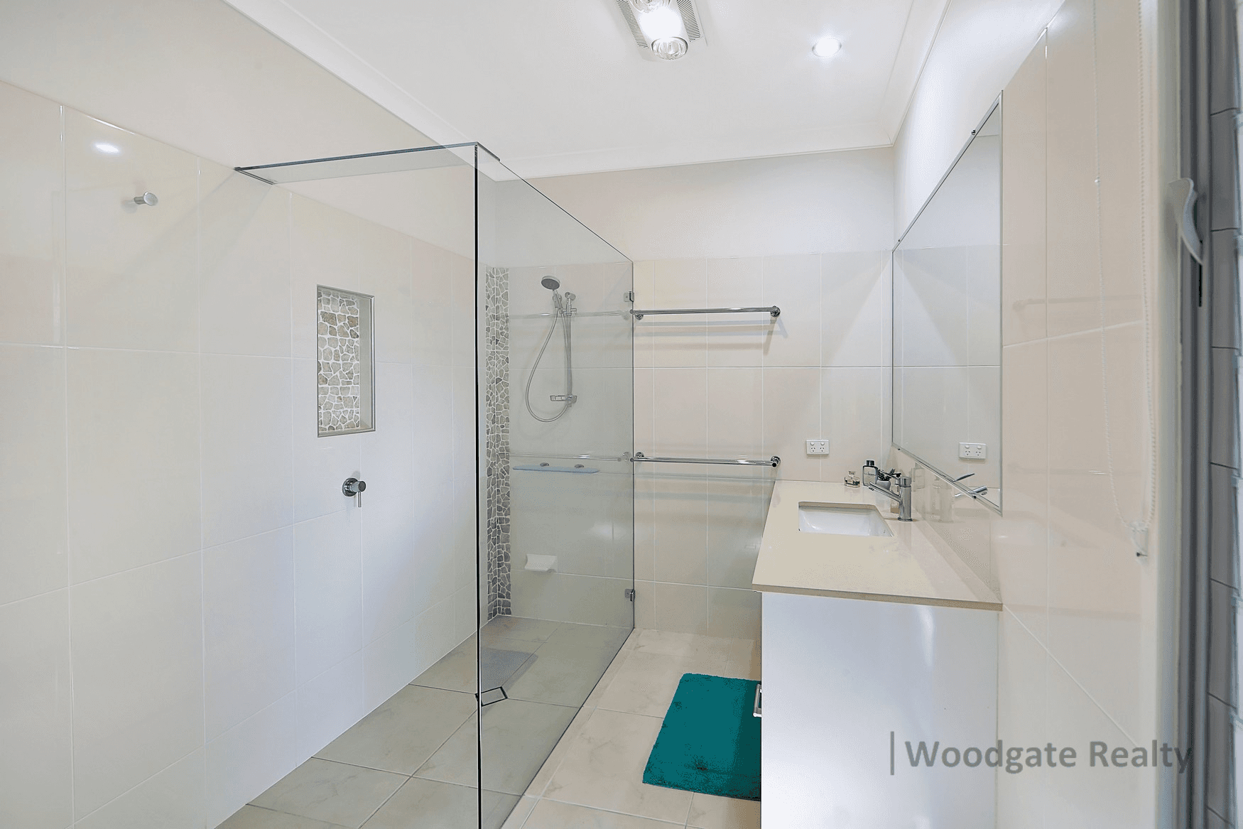 6 Rose Ct, Woodgate, QLD 4660