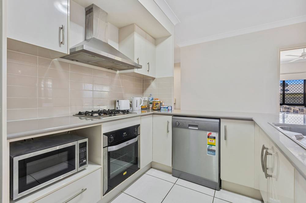 6 Stan Jones Street, Norman Gardens, QLD 4701