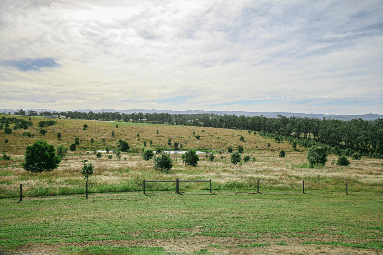 111 Cooper Road, HAIGSLEA, QLD 4306