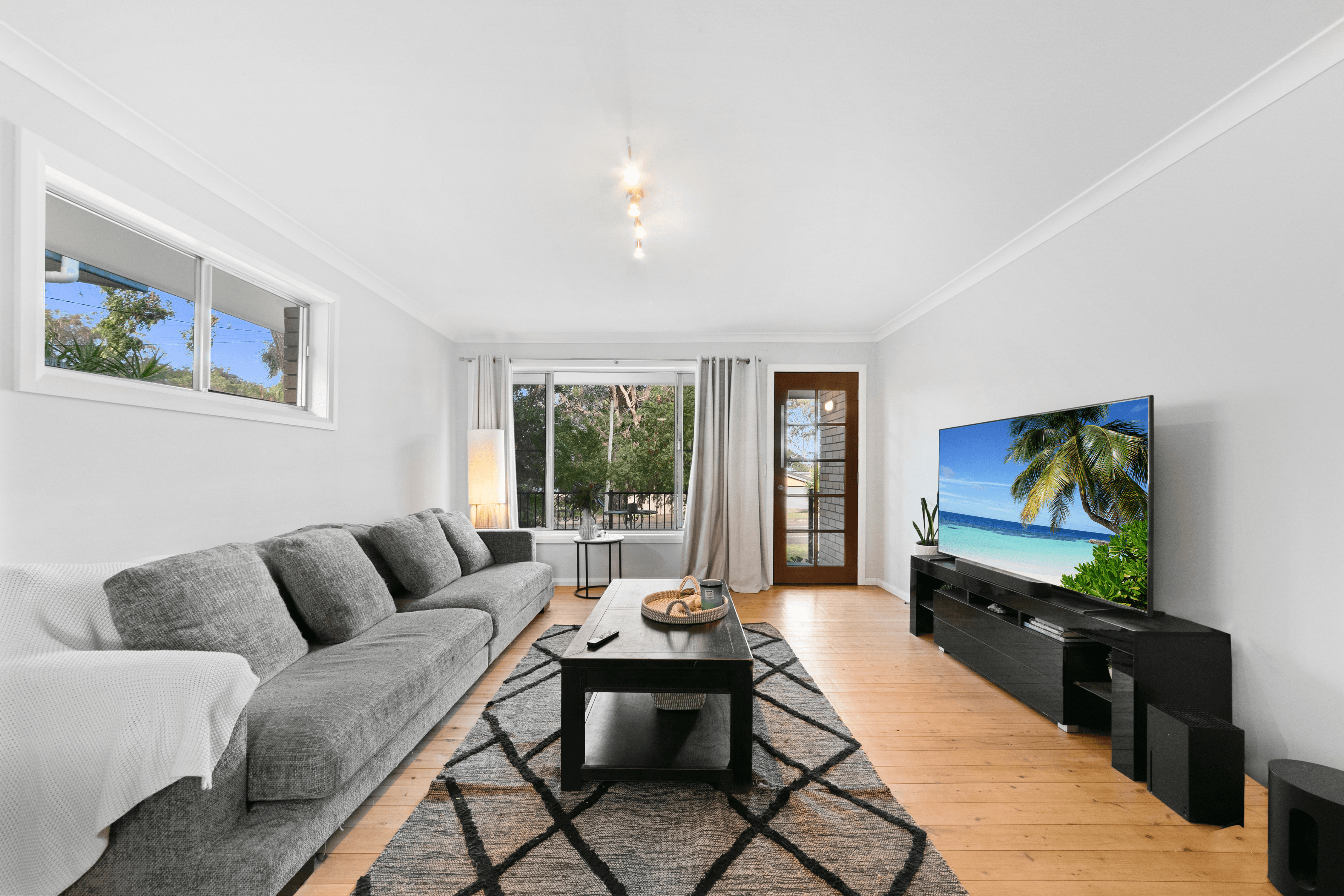 82 Sunrise Avenue, HALEKULANI, NSW 2262