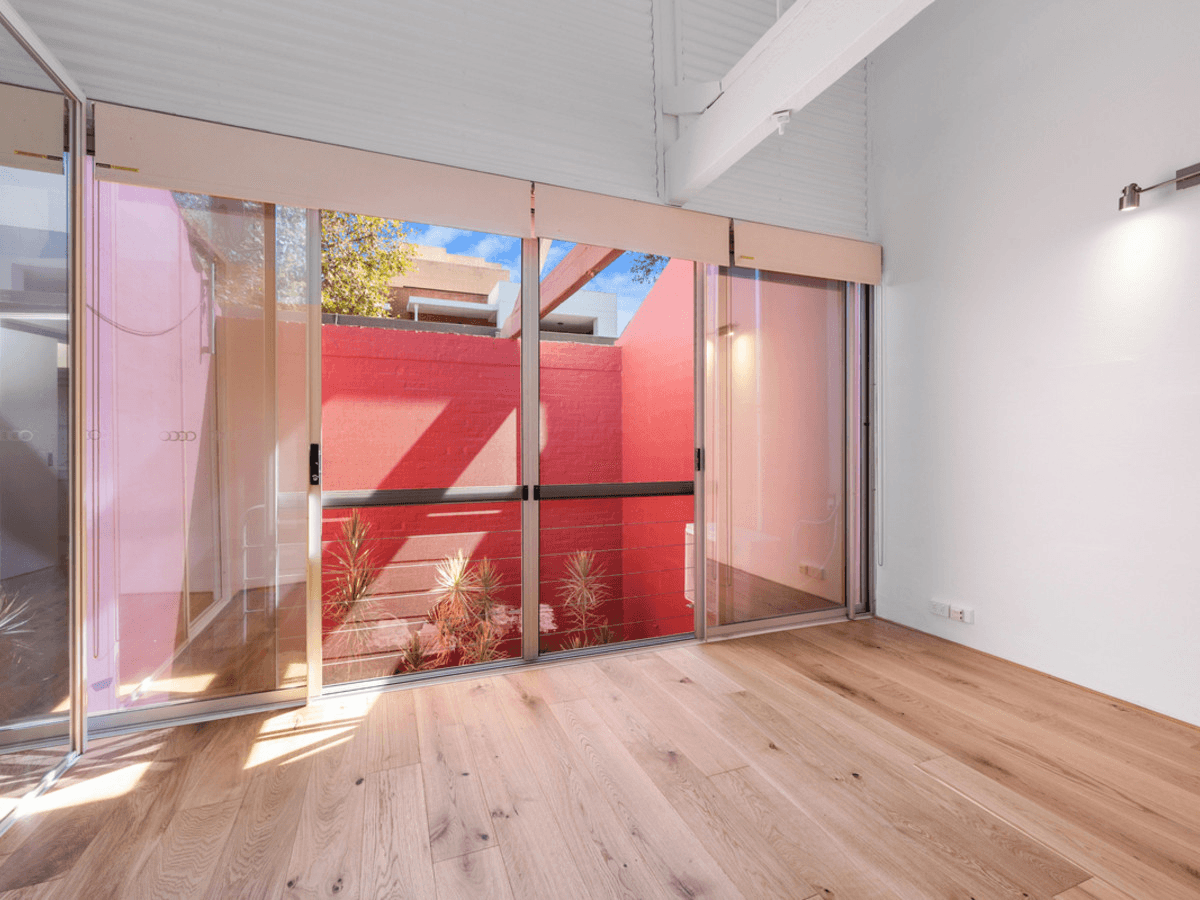 8 Little Brown Street, EAST PERTH, WA 6004
