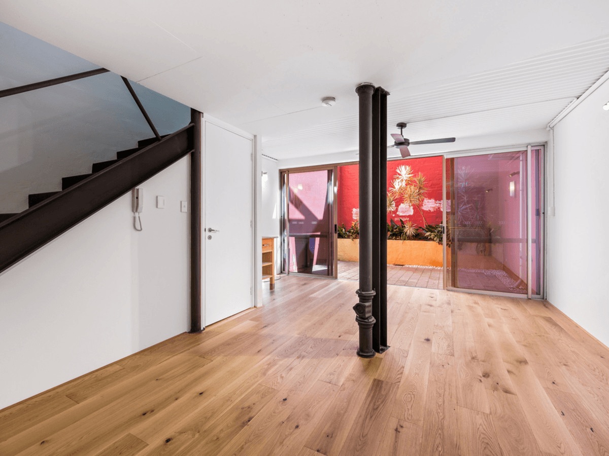 8 Little Brown Street, EAST PERTH, WA 6004