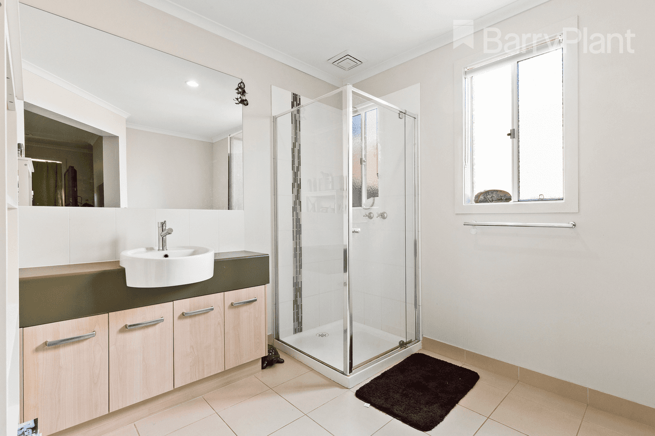 97 Vaughan Chase, WYNDHAM VALE, VIC 3024