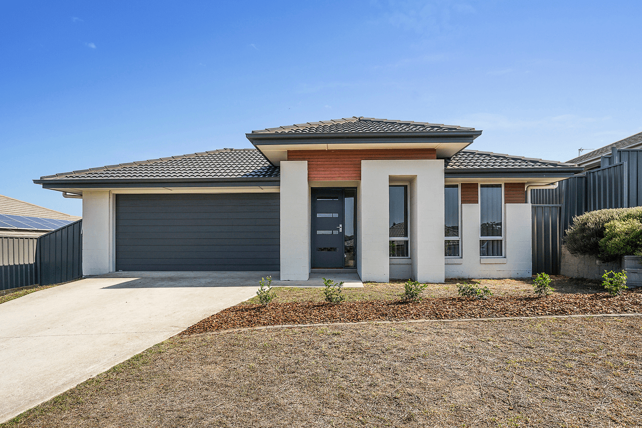 19 Tenyo Street, Cameron Park, NSW 2285