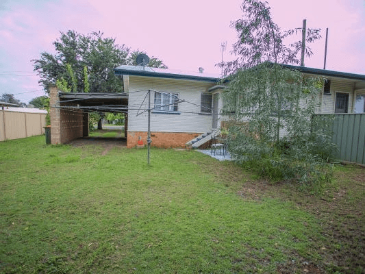 8 Church Street, CHINCHILLA, QLD 4413