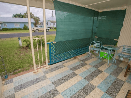 8 Church Street, CHINCHILLA, QLD 4413