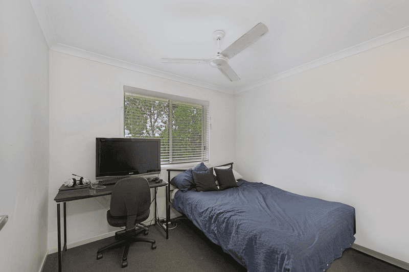 8 Regency Road, MOORE PARK BEACH, QLD 4670