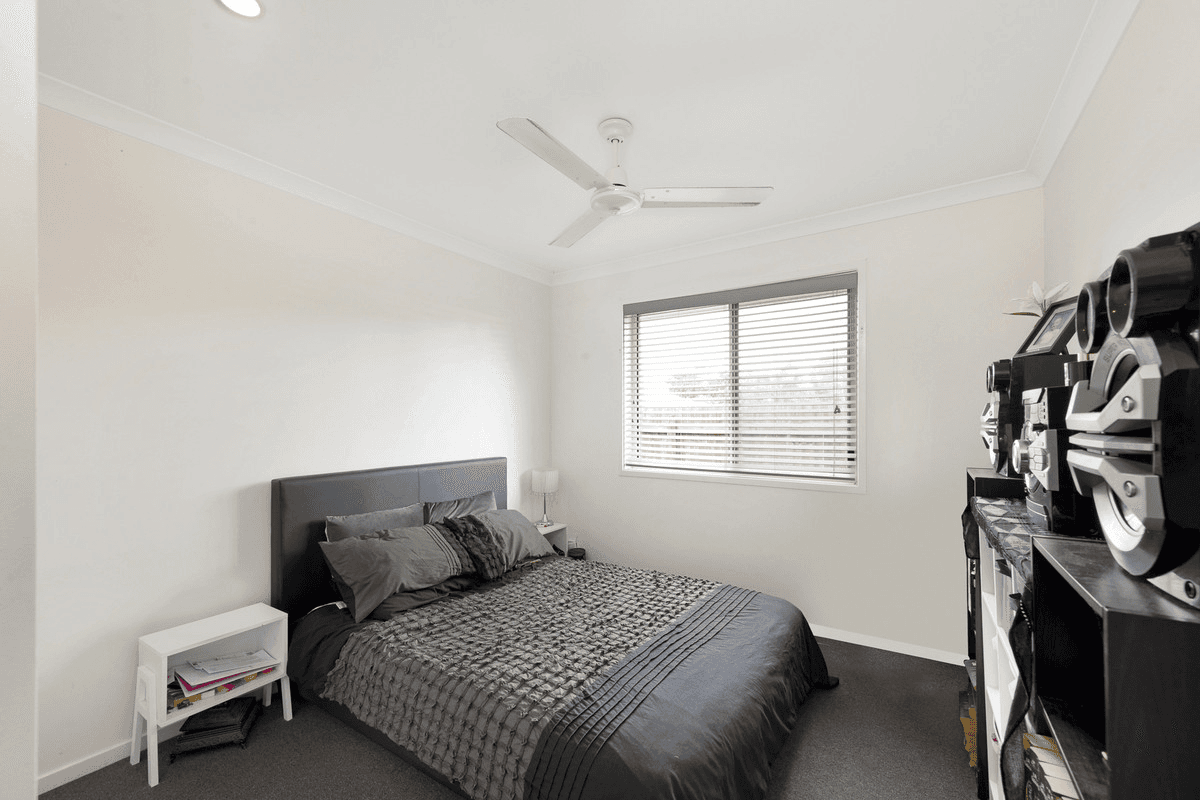 8 Regency Road, MOORE PARK BEACH, QLD 4670