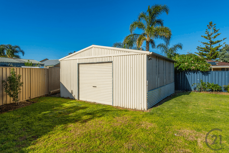 69 Sunningdale Chase, Meadow Springs, WA 6210