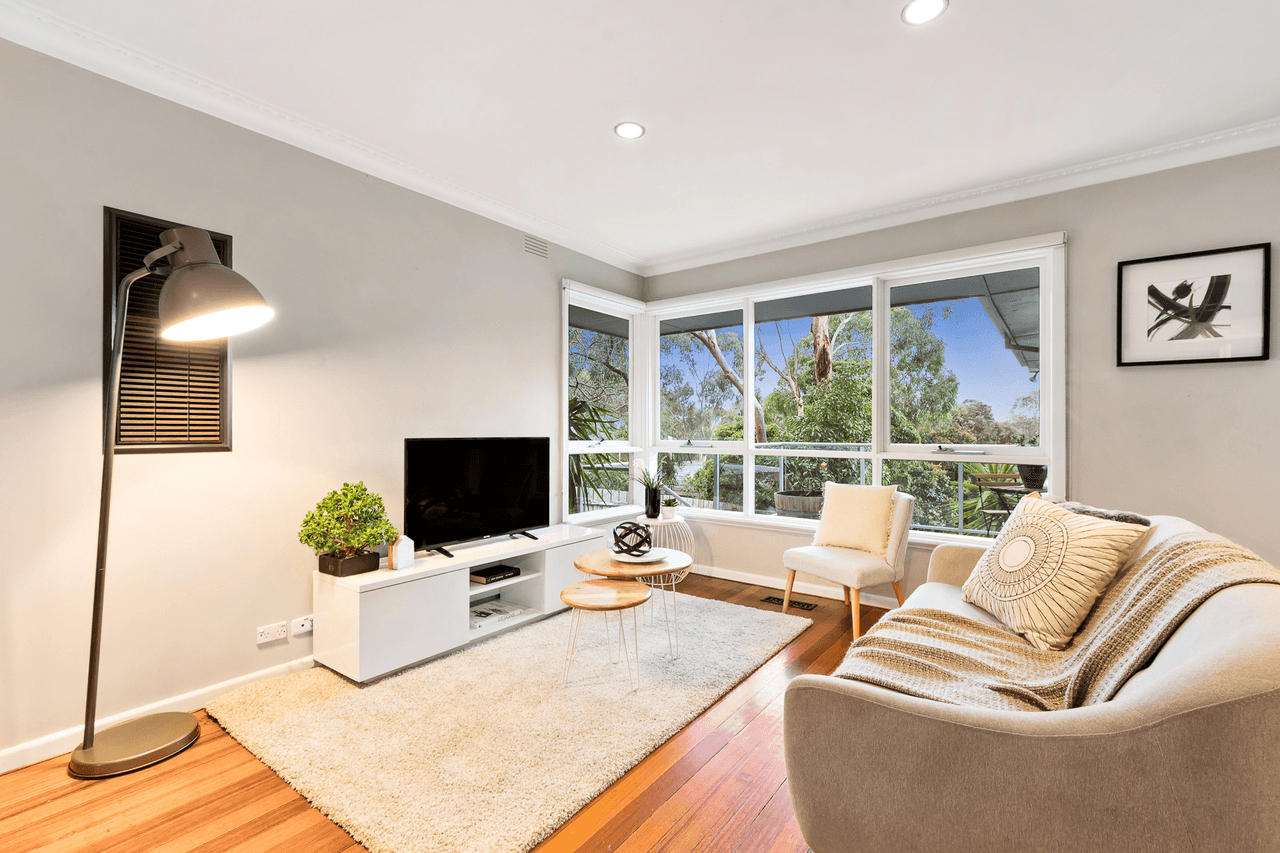 2/30 Kirwana Grove, Montmorency, VIC 3094