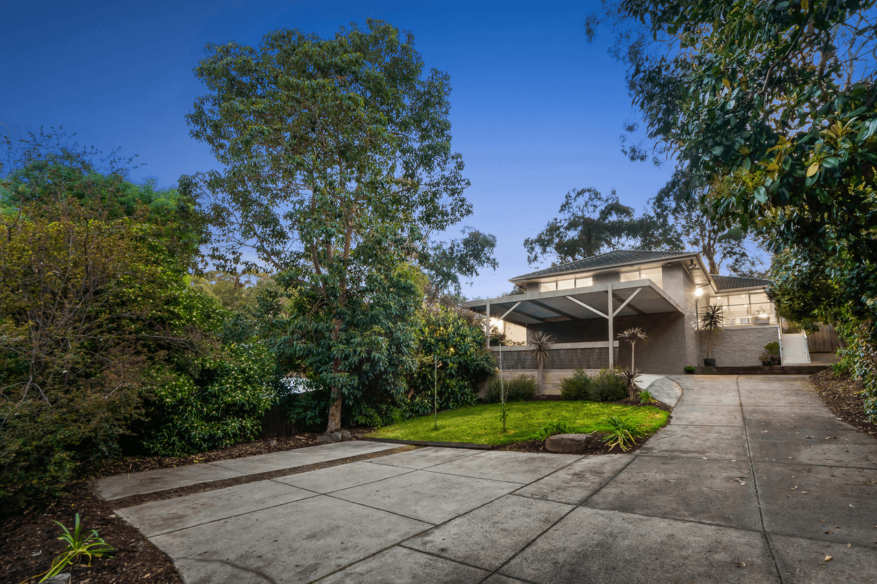 2/30 Kirwana Grove, Montmorency, VIC 3094