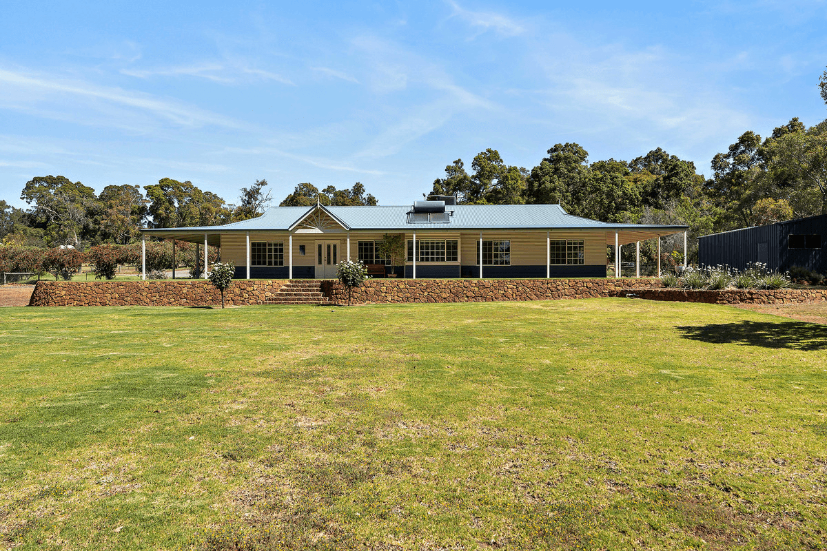 2 Cartland Court, Bedfordale, WA 6112