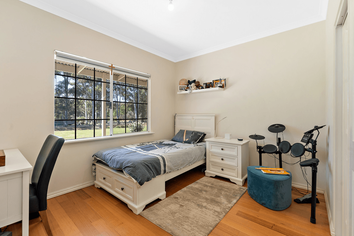 2 Cartland Court, Bedfordale, WA 6112