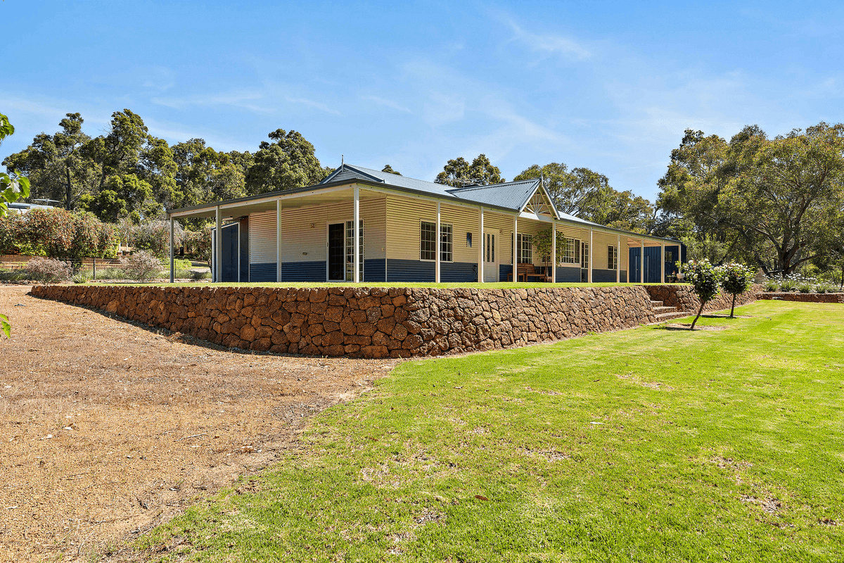 2 Cartland Court, Bedfordale, WA 6112