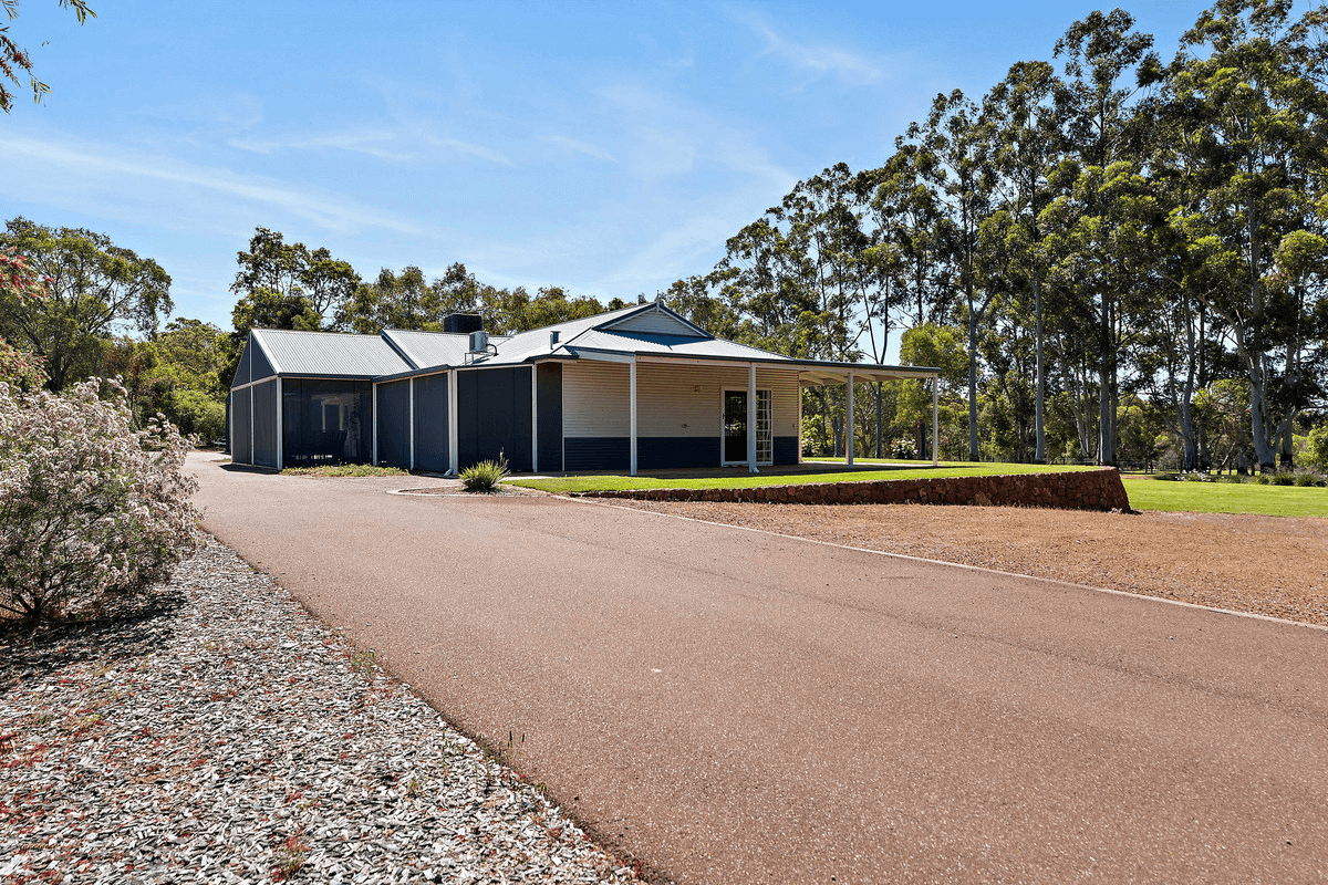 2 Cartland Court, Bedfordale, WA 6112