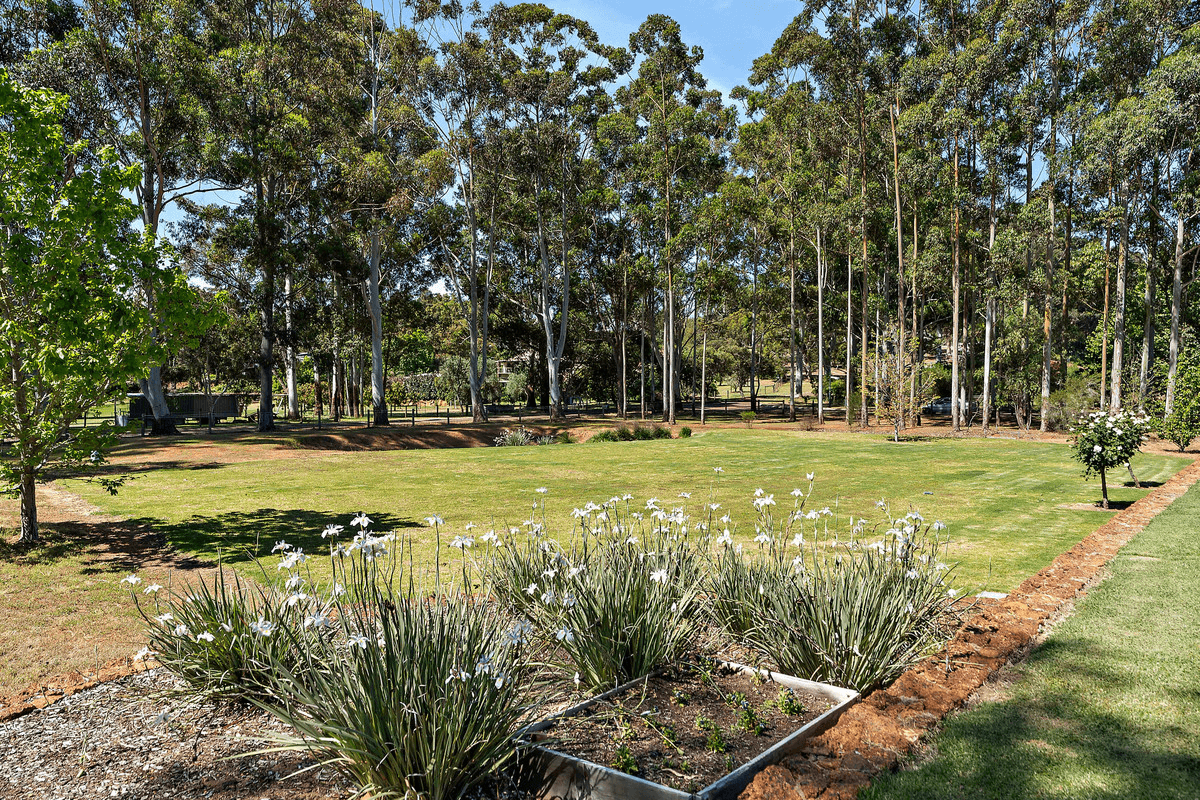 2 Cartland Court, Bedfordale, WA 6112