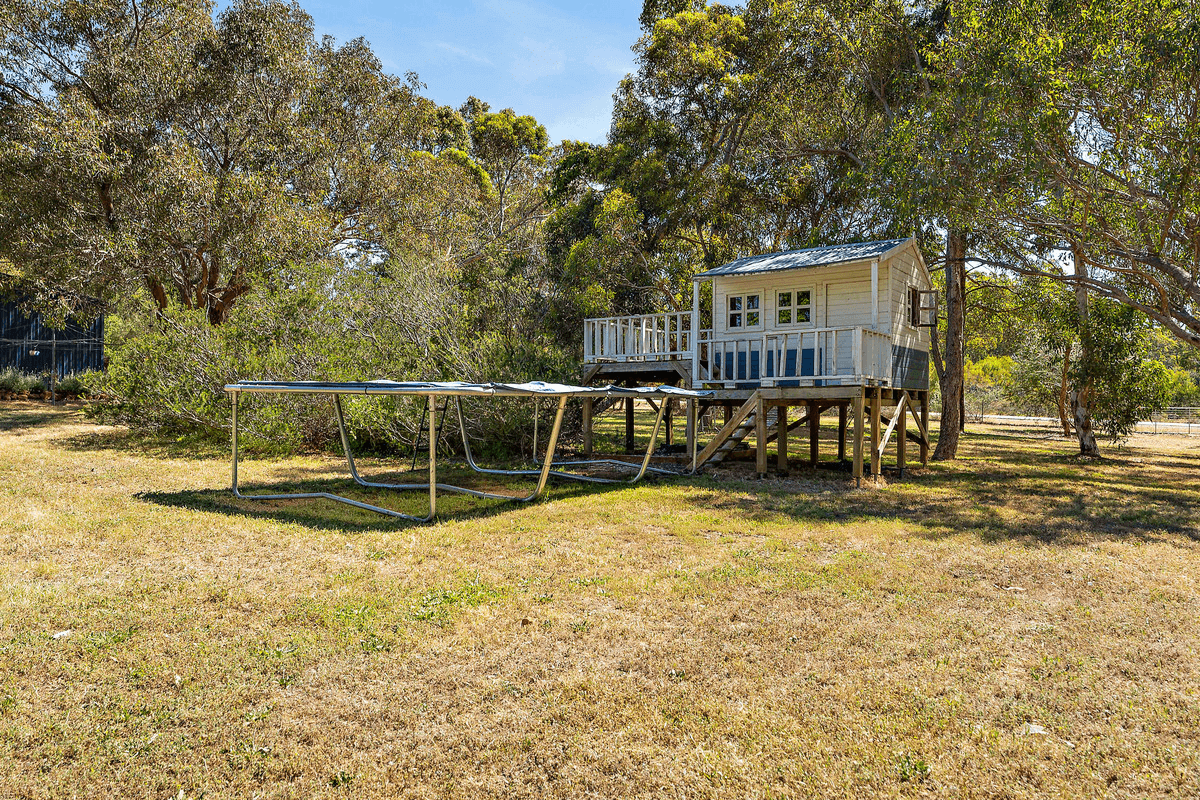 2 Cartland Court, Bedfordale, WA 6112