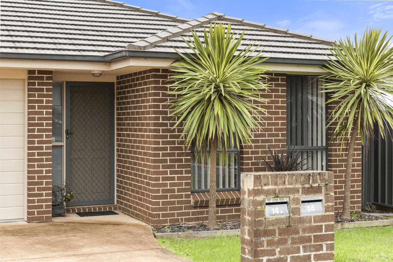 14 &amp; 14A Booyong Avenue, ULLADULLA, NSW 2539