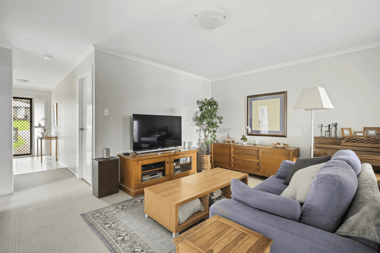 14 &amp; 14A Booyong Avenue, ULLADULLA, NSW 2539