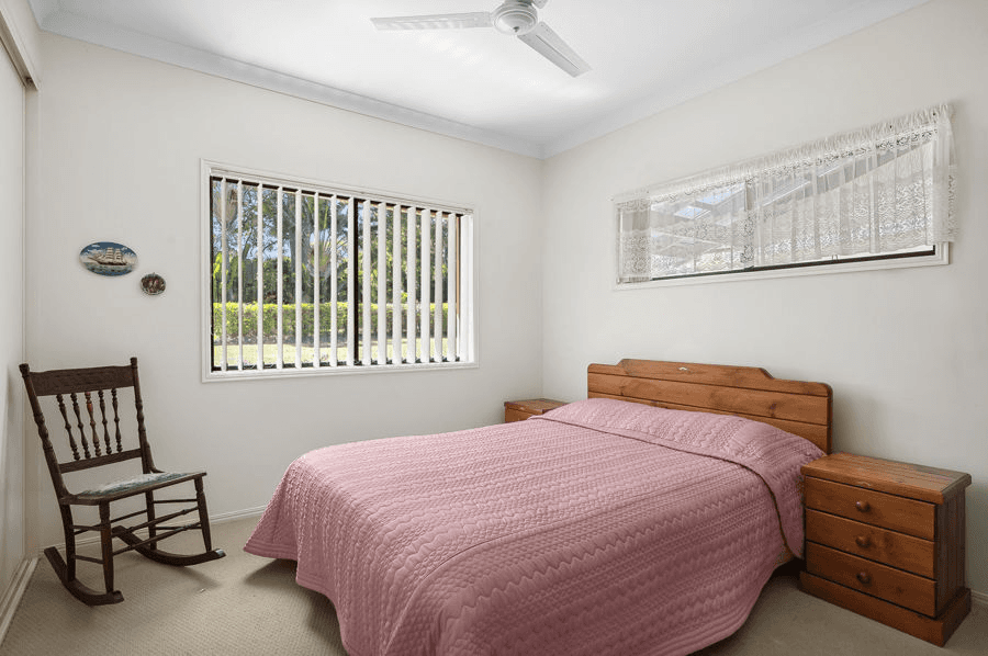 32 Parkland Drive, CHATSWORTH, QLD 4570