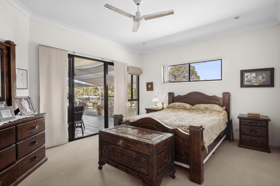 32 Parkland Drive, CHATSWORTH, QLD 4570