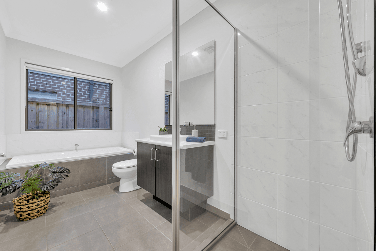 16 Bedford Way, MICKLEHAM, VIC 3064