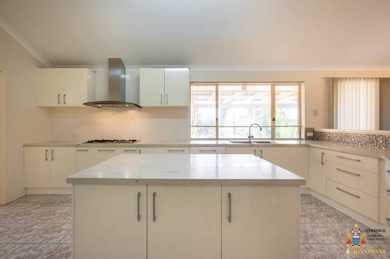 5 Mallard Rise, KINGSLEY, WA 6026