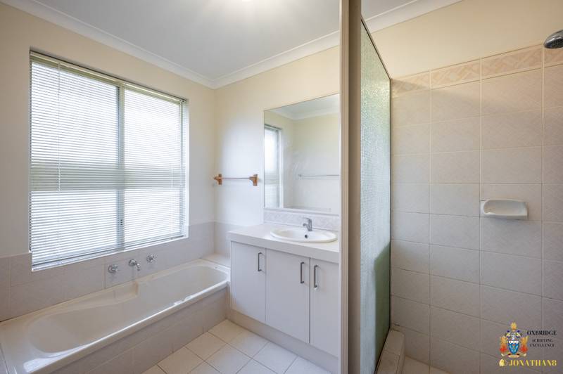 5 Mallard Rise, KINGSLEY, WA 6026