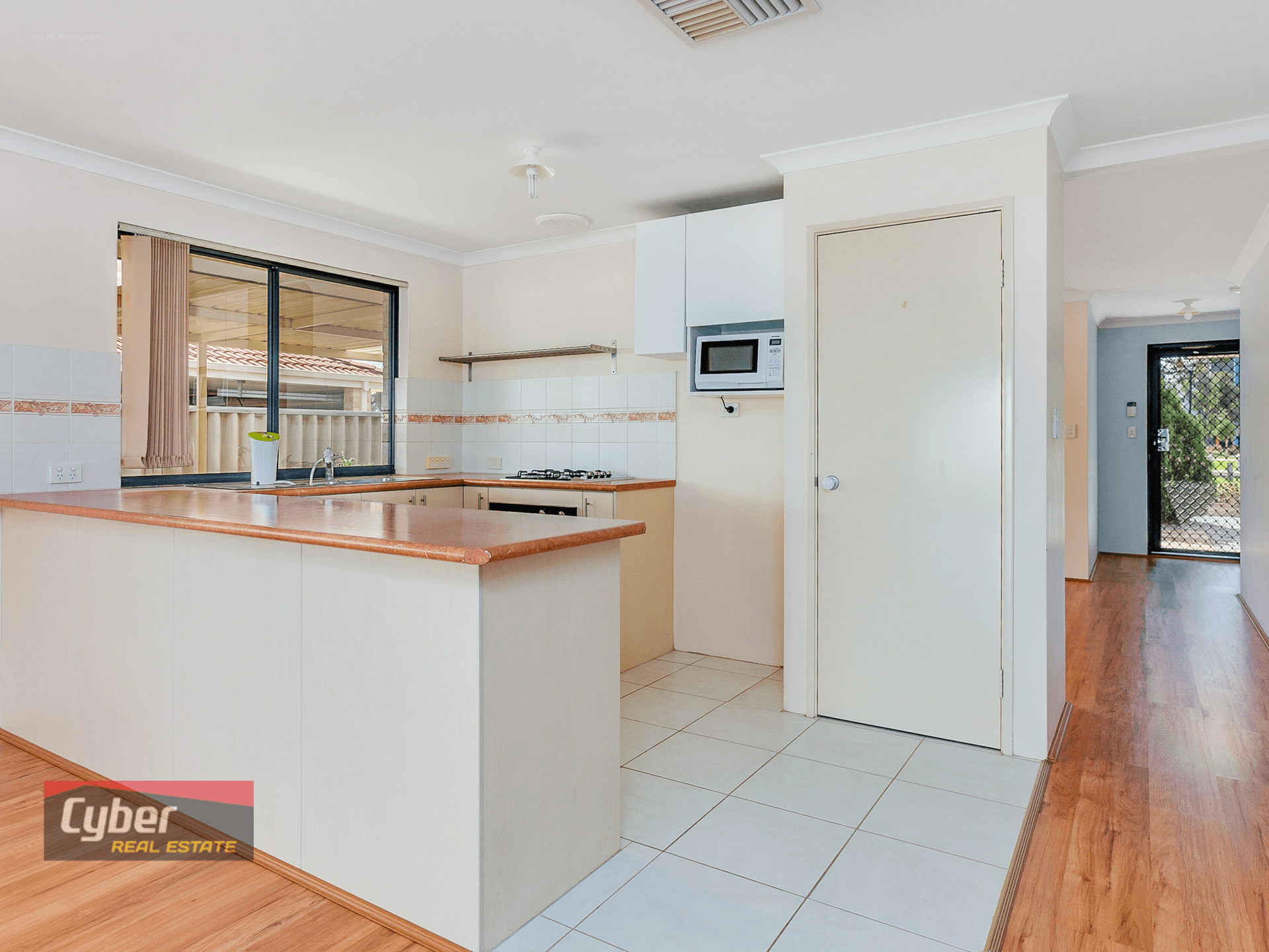 24 Abrolhos Loop, BECKENHAM, WA 6107