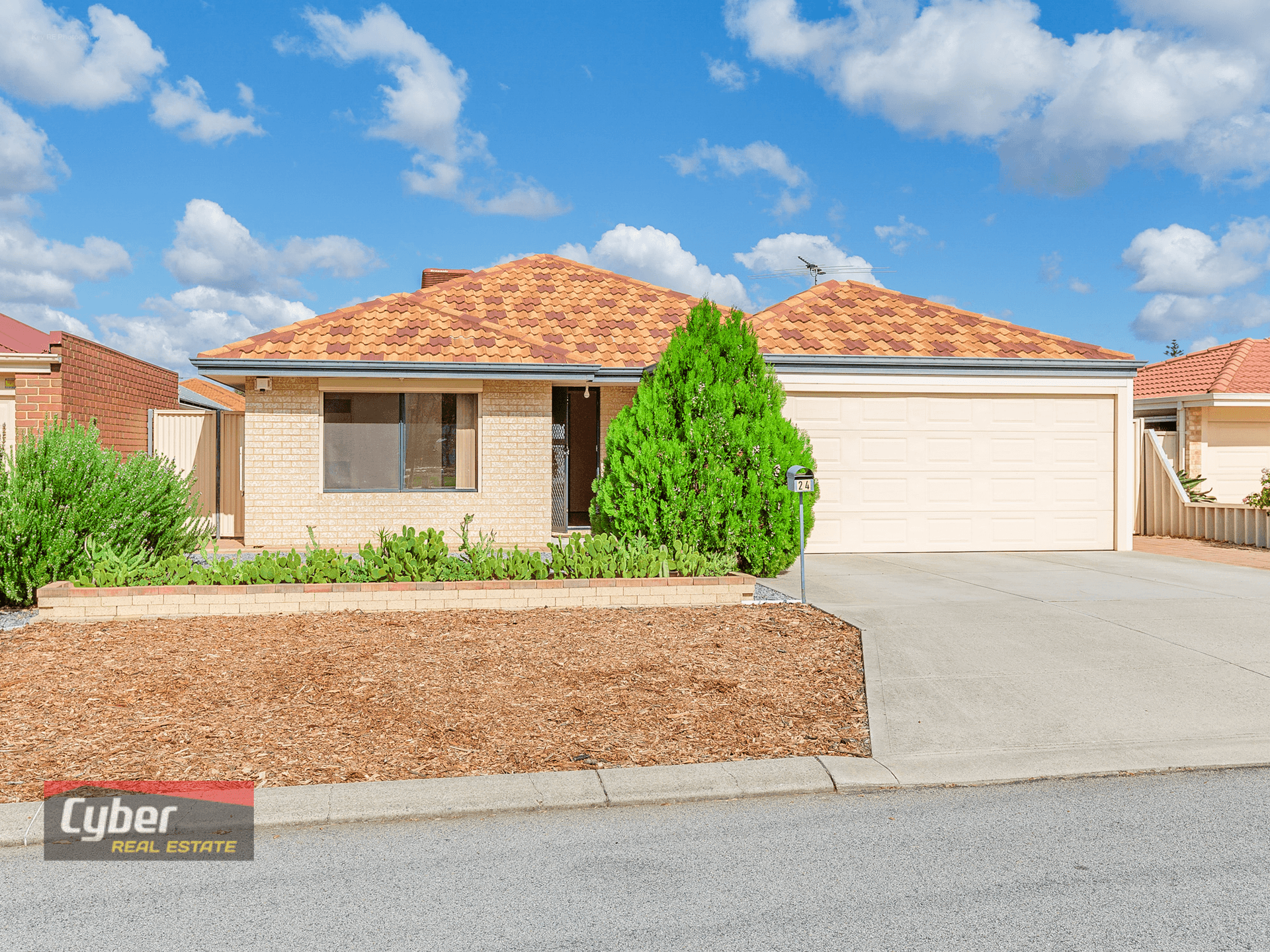 24 Abrolhos Loop, BECKENHAM, WA 6107