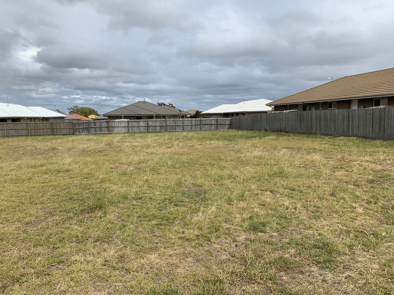 14 Bates Street, LAIDLEY, QLD 4341