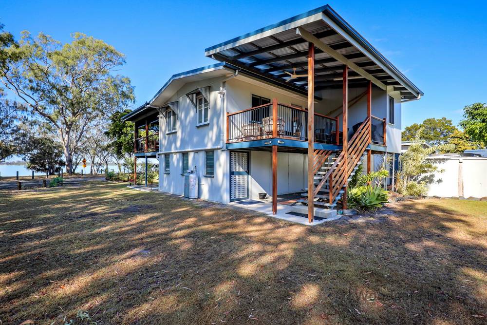 1 WALKERS POINT ESPLANADE, WOODGATE, QLD 4660