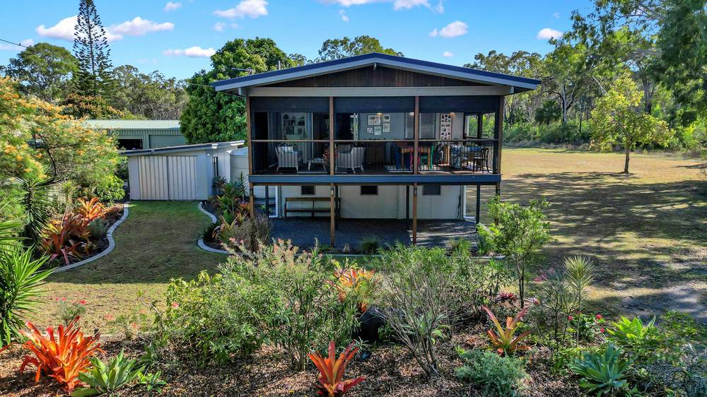 1 WALKERS POINT ESPLANADE, WOODGATE, QLD 4660