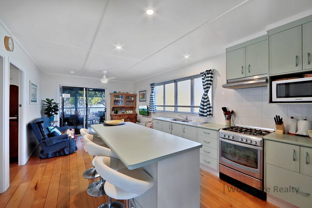 1 WALKERS POINT ESPLANADE, WOODGATE, QLD 4660
