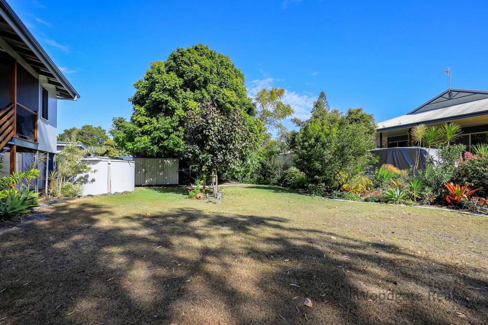 1 WALKERS POINT ESPLANADE, WOODGATE, QLD 4660