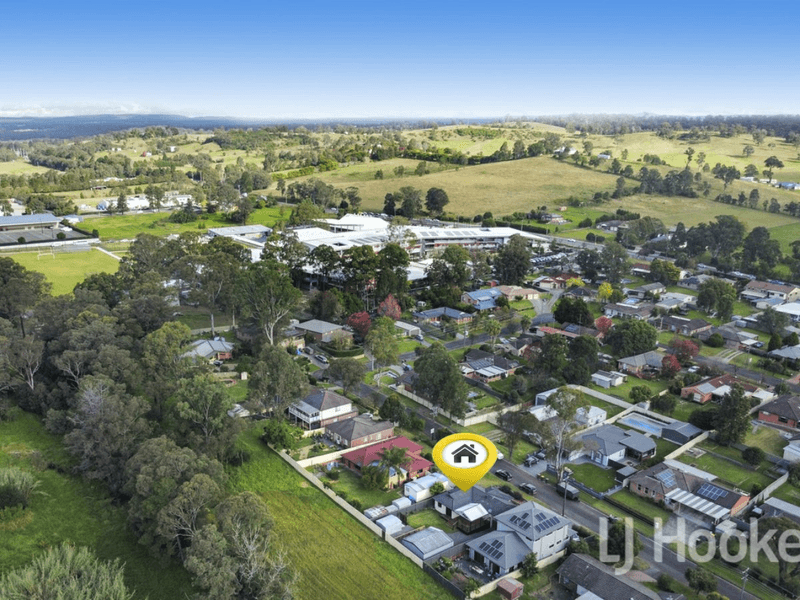 49 Coachwood Crescent, PICTON, NSW 2571