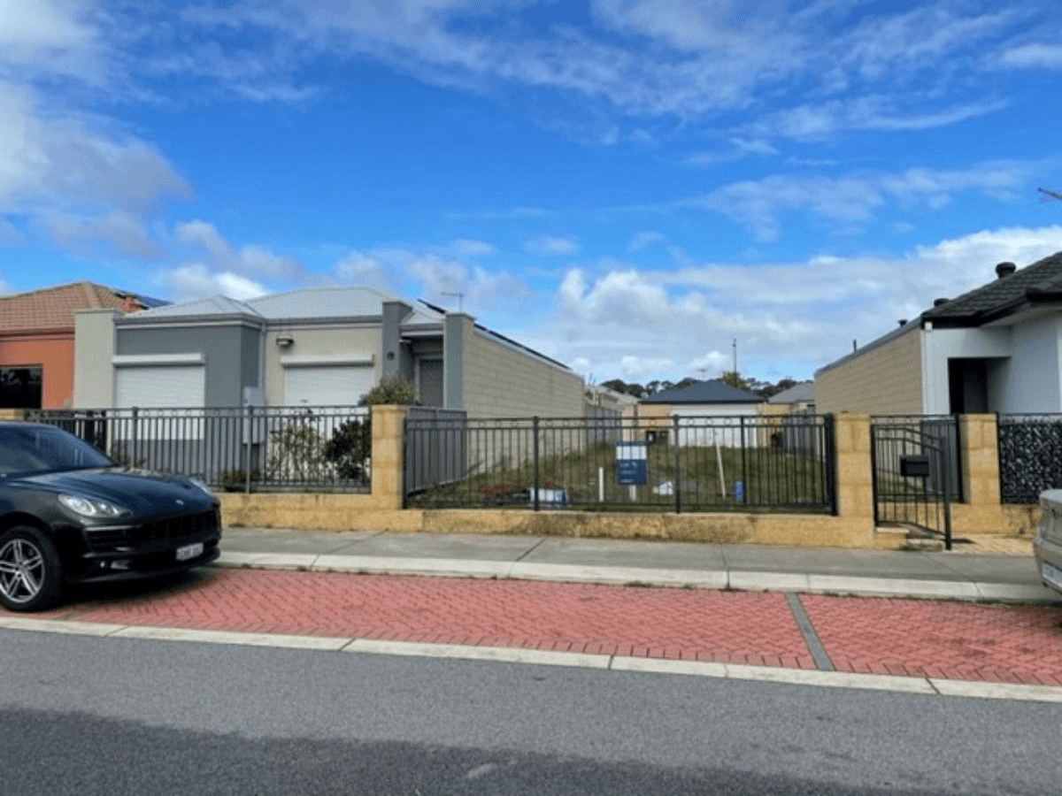 37 Kangaroo Avenue, KWINANA TOWN CENTRE, WA 6167