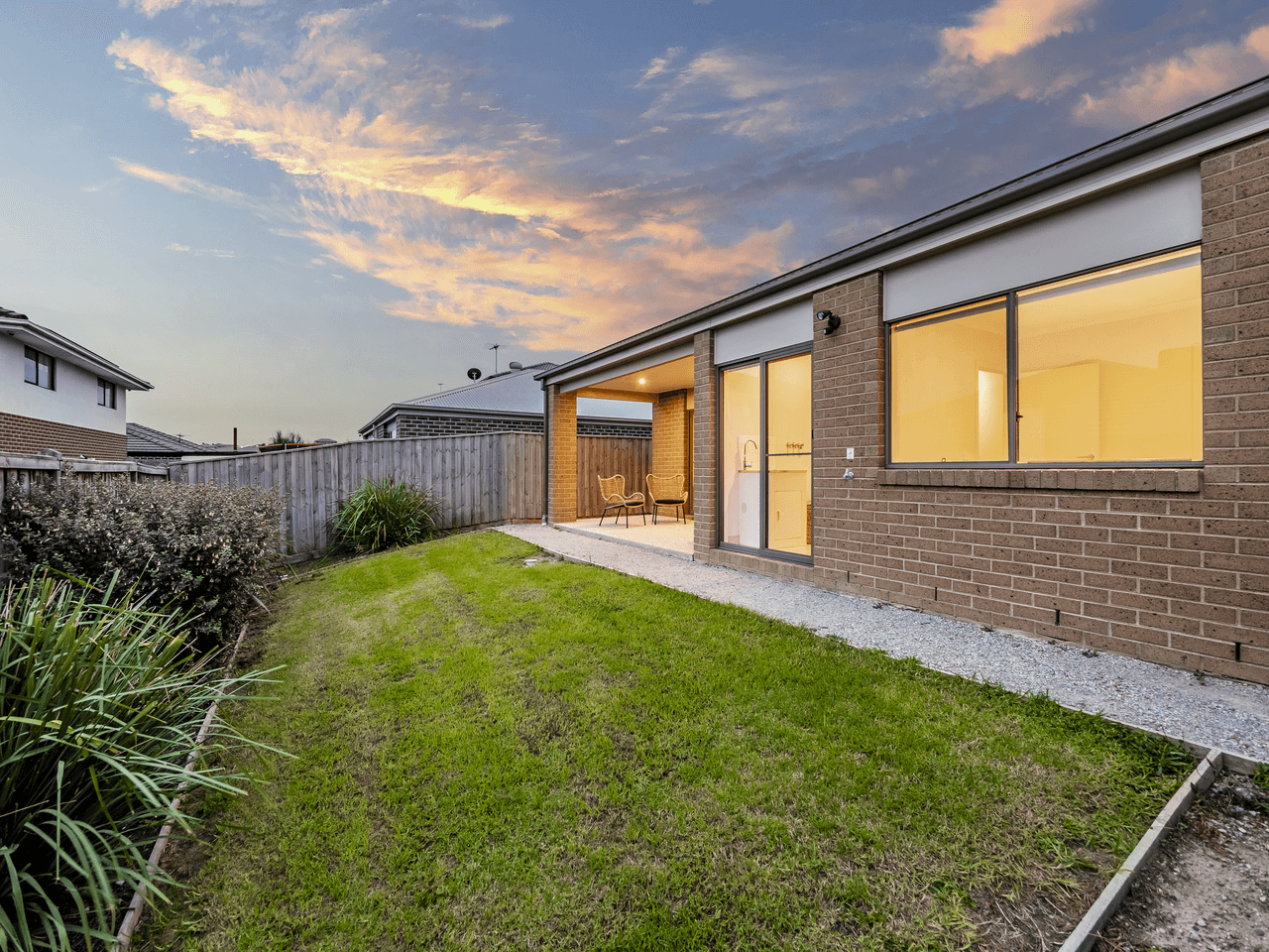 42 Barley Crescent, CLYDE NORTH, VIC 3978