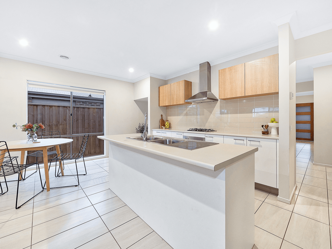 42 Barley Crescent, CLYDE NORTH, VIC 3978