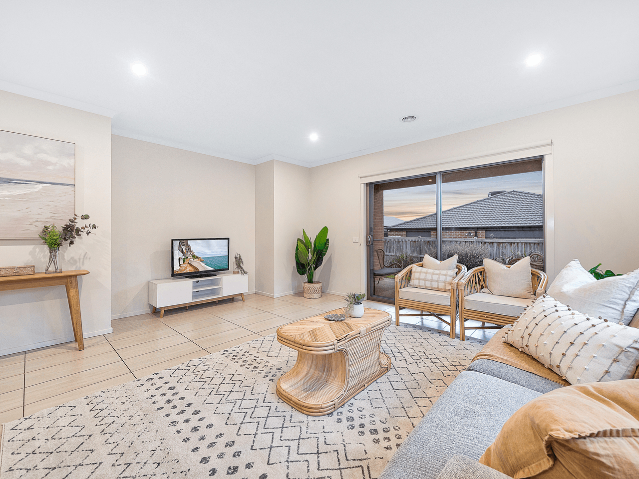 42 Barley Crescent, CLYDE NORTH, VIC 3978