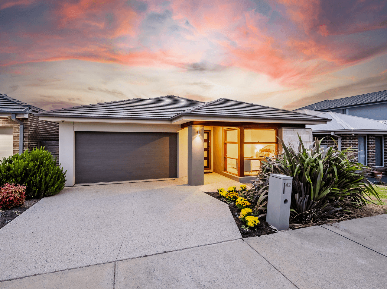 42 Barley Crescent, CLYDE NORTH, VIC 3978