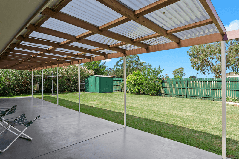 29 Cunliffe Street, OAKEY, QLD 4401