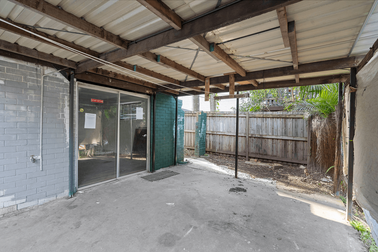 22 Spruce Street, KINGSTON, QLD 4114